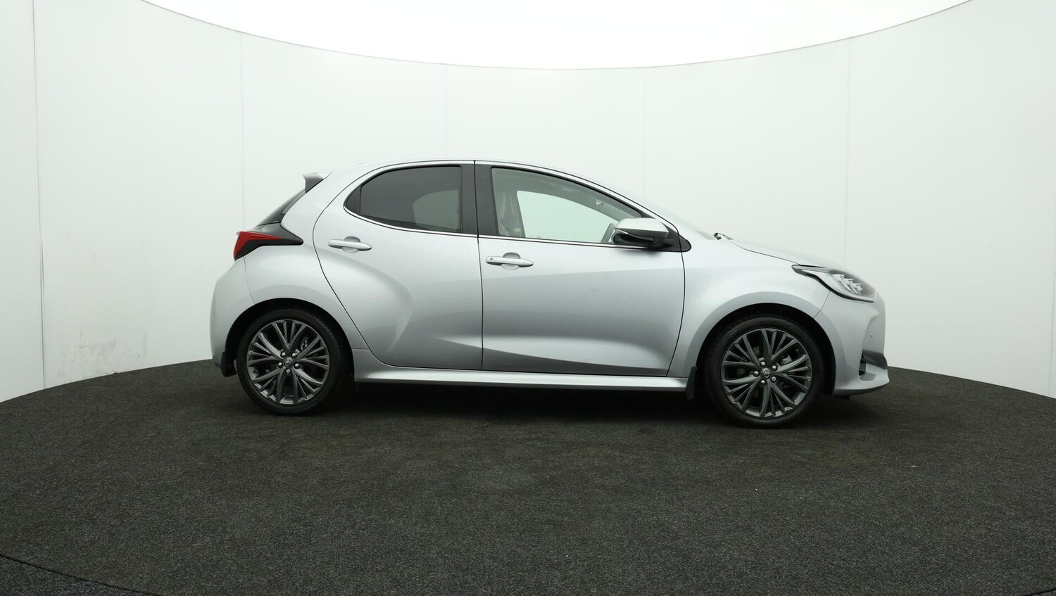 Used Toyota Yaris 2021 for sale - 76041948: Photo 43