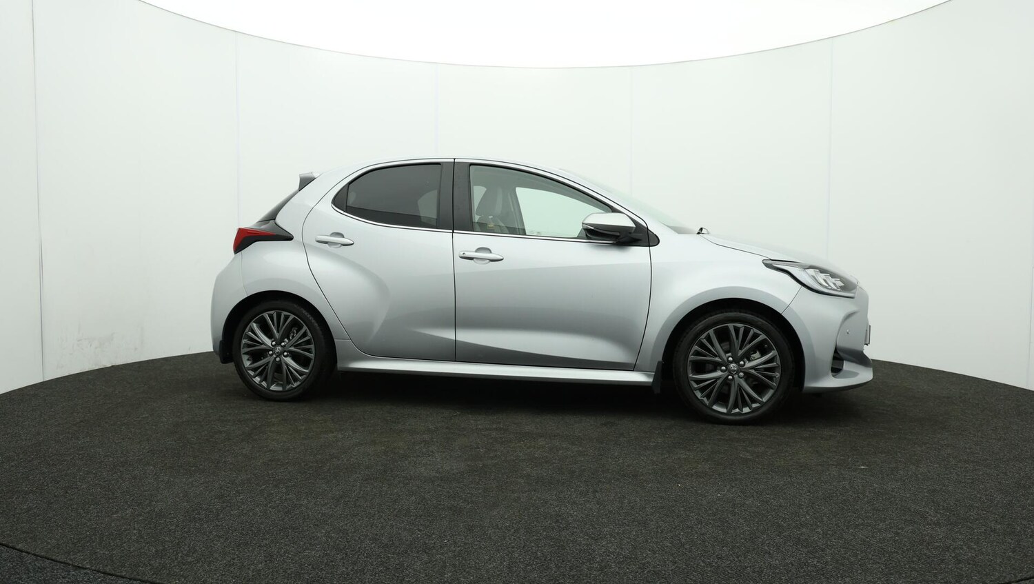 Used Toyota Yaris 2021 for sale - 76041948: Photo 44