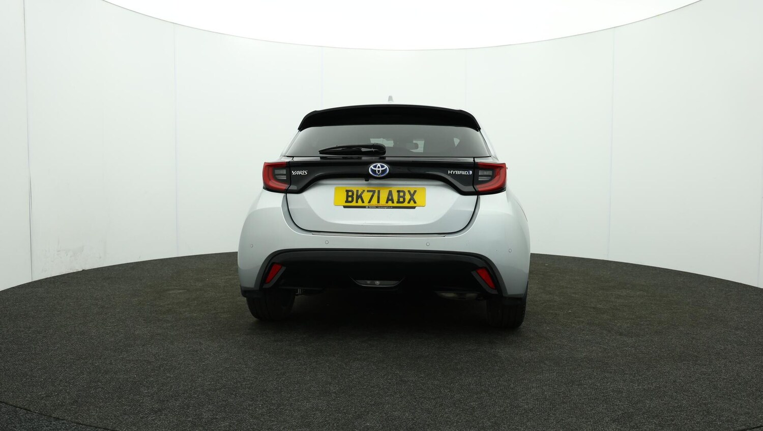 Used Toyota Yaris 2021 for sale - 76041948: Photo 68