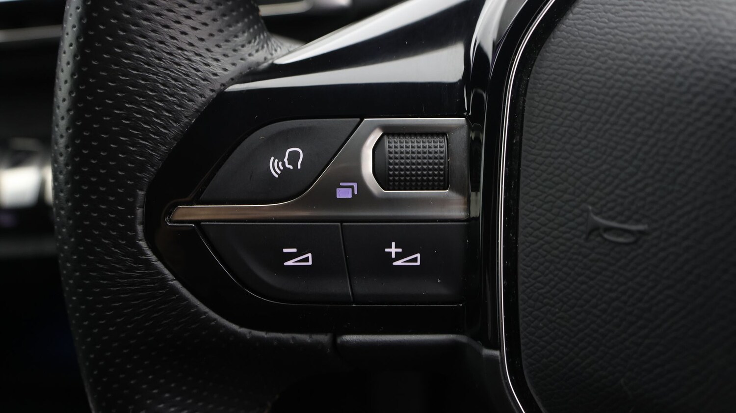 Used Peugeot 5008 for sale - 77363846: Photo 23