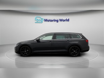 Used Volkswagen Passat 2021 for sale - 78263000: Photo