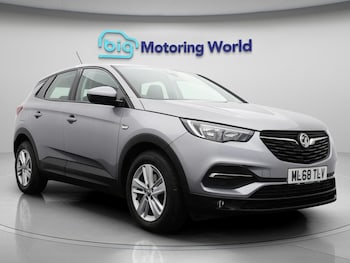 Vauxhall - Grandland X