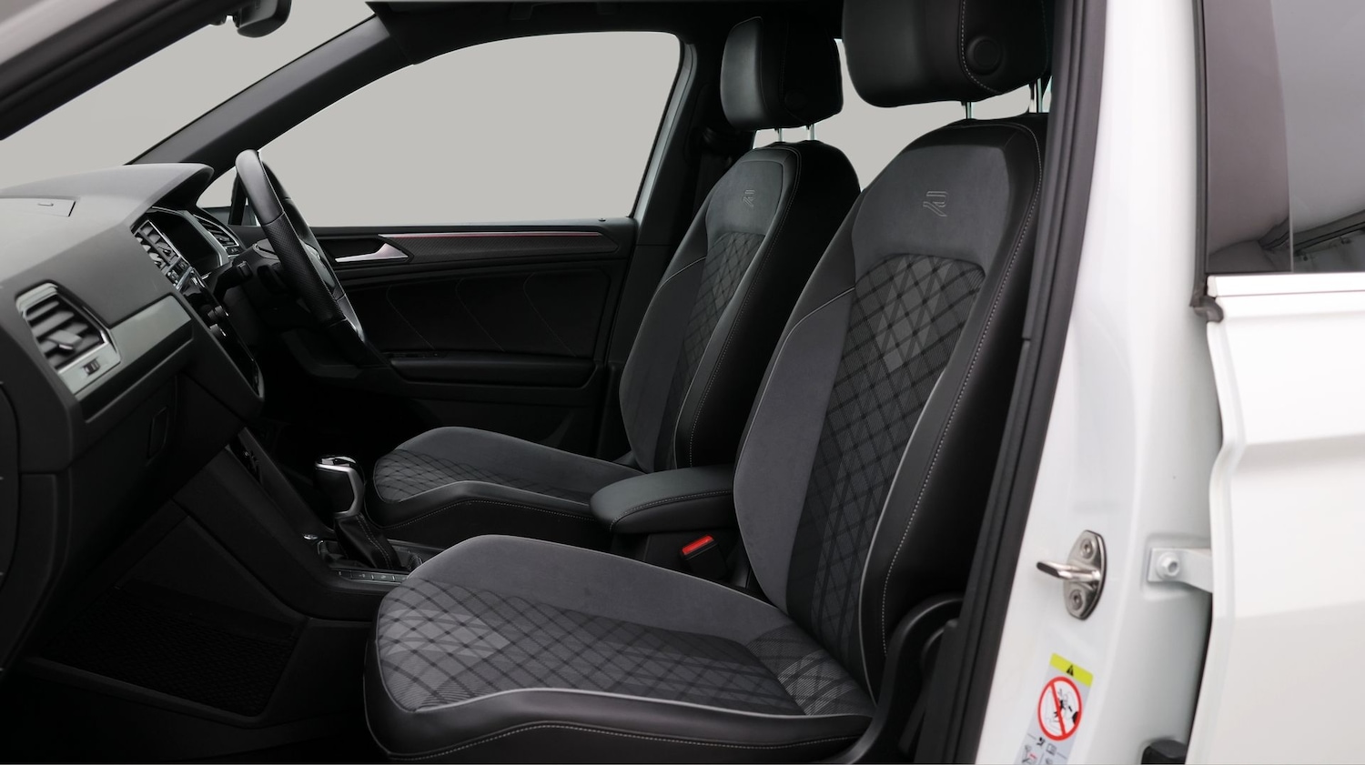 Used Volkswagen Tiguan 2022 for sale - 77605099: Photo 14