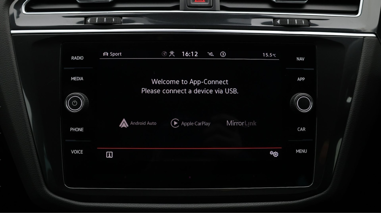 Used Volkswagen Tiguan 2022 for sale - 77605099: Photo 24