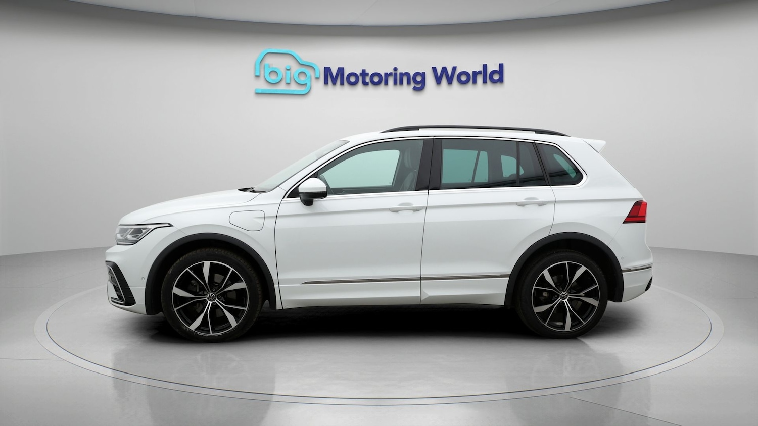 Used Volkswagen Tiguan 2022 for sale - 77605099: Photo 4