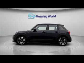 Used MINI Hatch 2021 for sale - 73417052: Photo