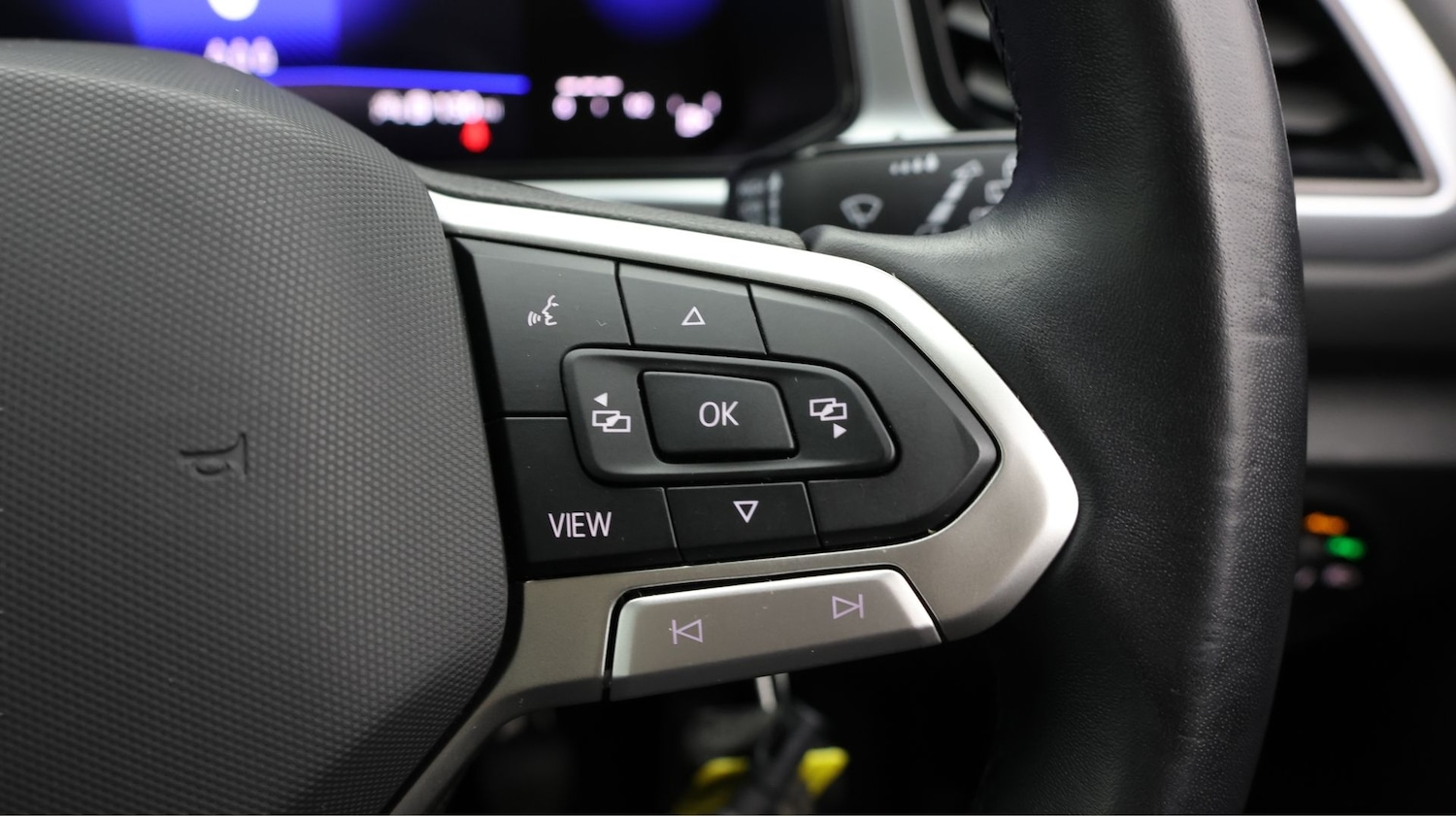 Used Volkswagen T-Roc 2023 for sale - 77413361: Photo 20