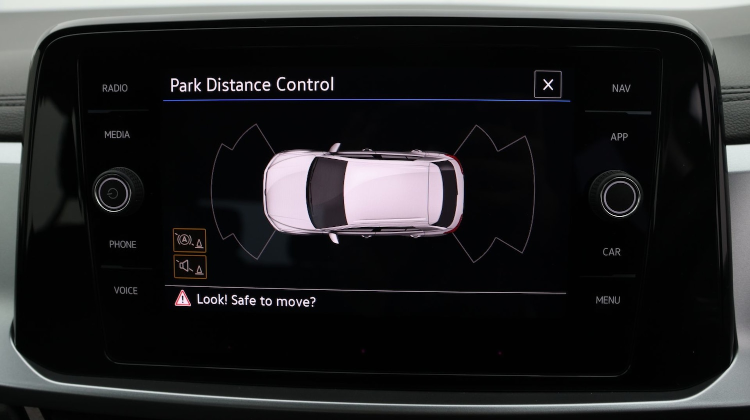 Used Volkswagen T-Roc 2023 for sale - 77413361: Photo 23