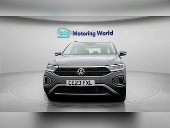 Used Volkswagen T-Roc 2023 for sale - 77413361: Photo