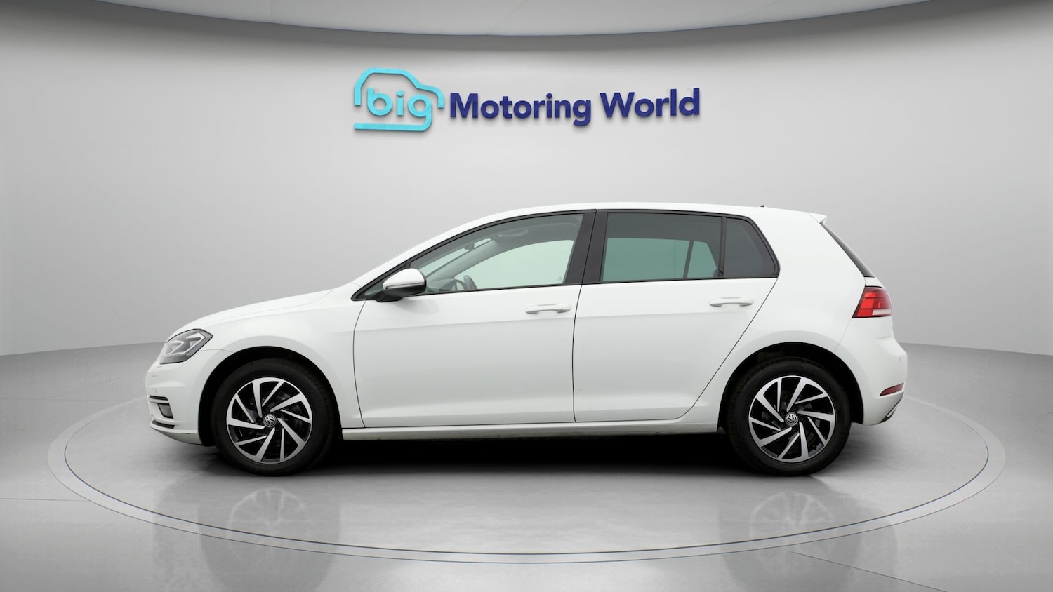 Used Volkswagen Golf 2020 for sale - 77921633: Photo 4