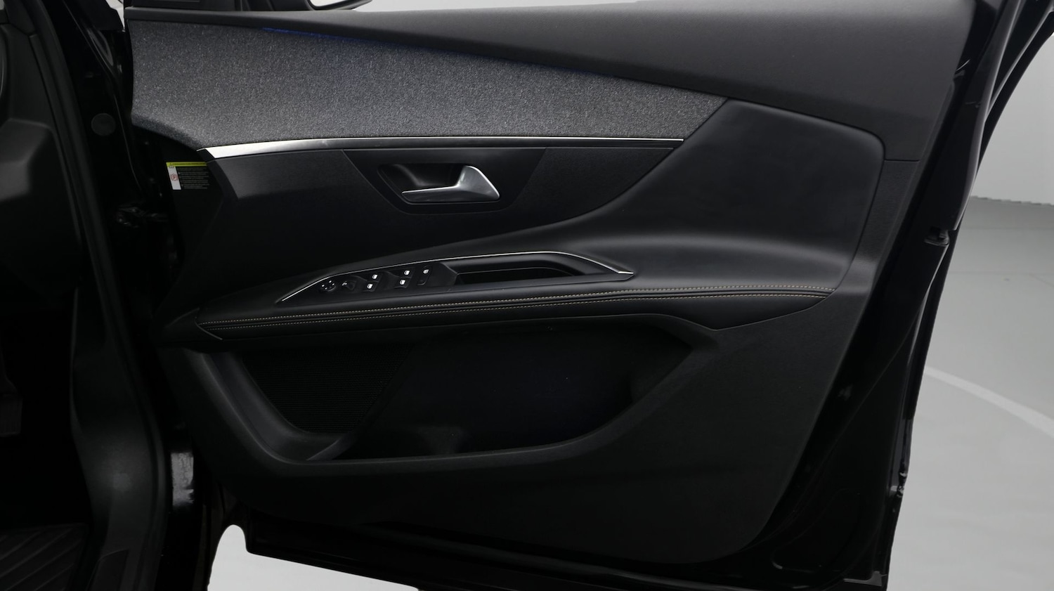 Used Peugeot 5008 2020 for sale - 77330321: Photo 15