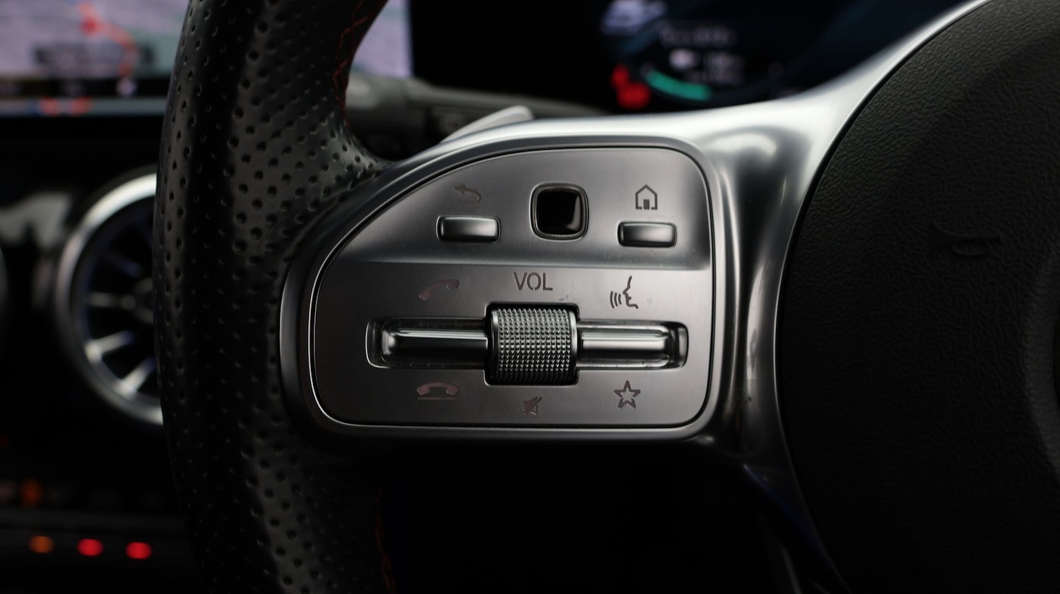 Used Mercedes-Benz EQA 2022 for sale - 77644106: Photo 21