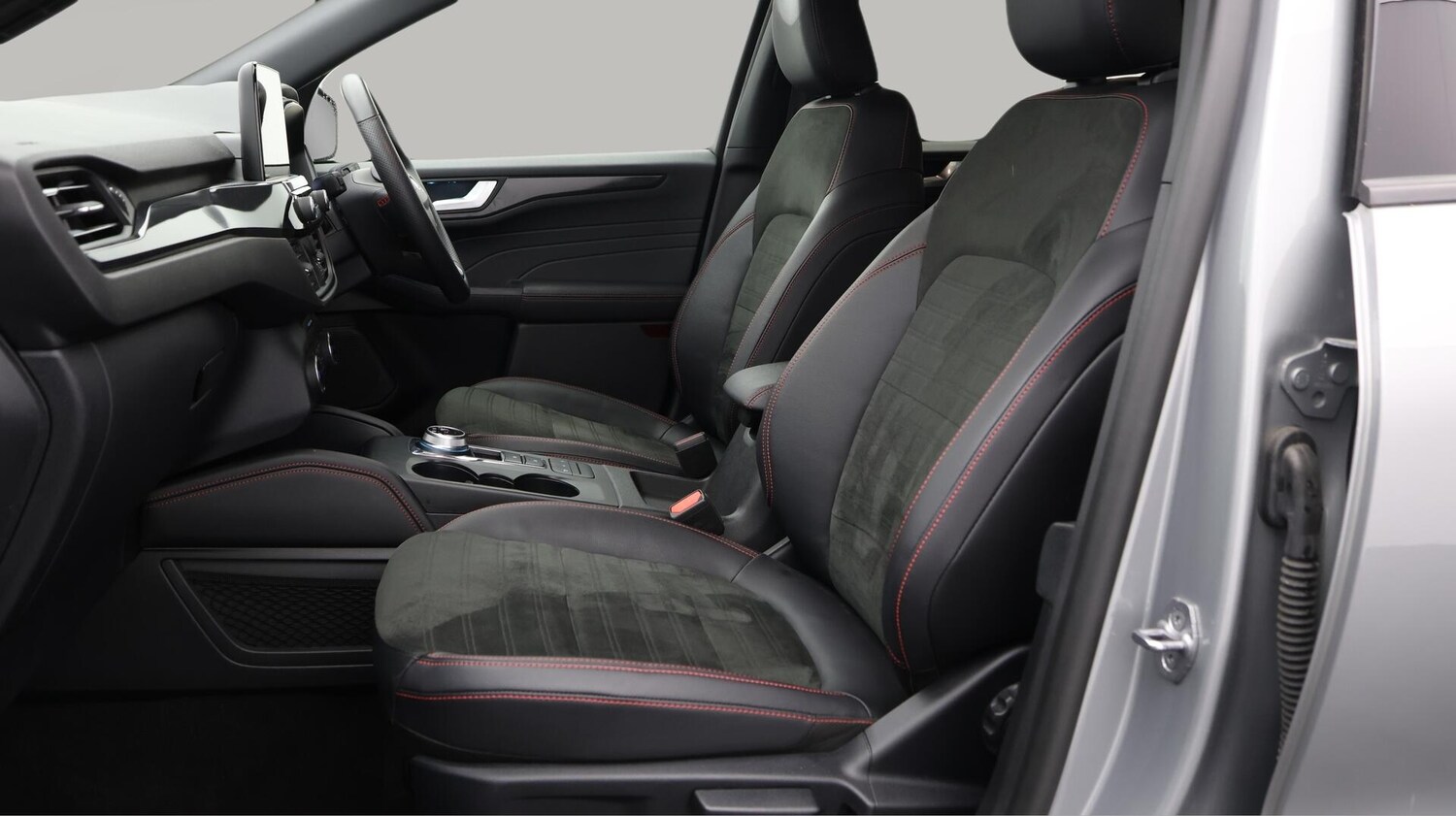 Used Ford Kuga 2023 for sale - 75927005: Photo 15