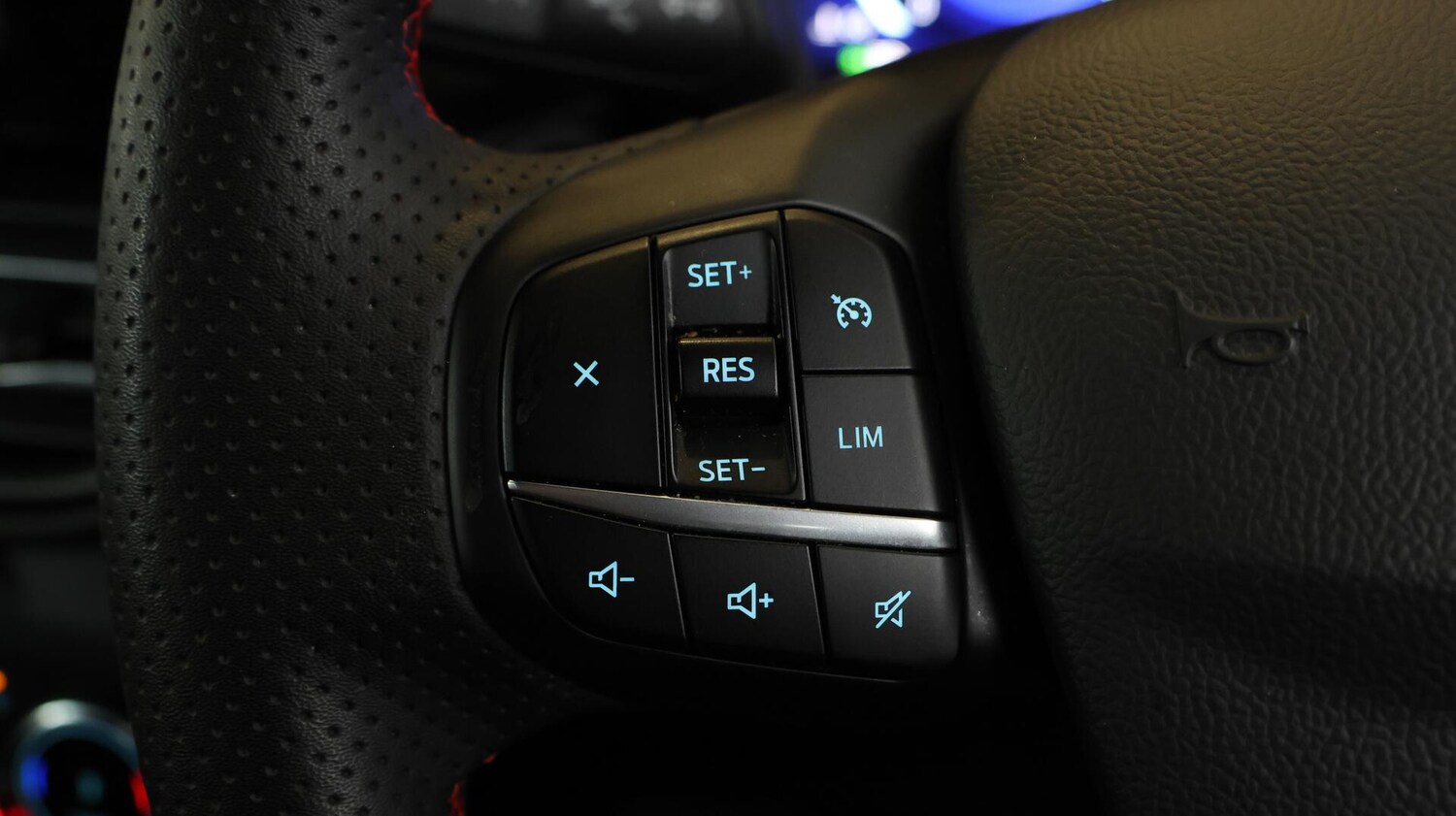 Used Ford Kuga 2023 for sale - 75927005: Photo 24