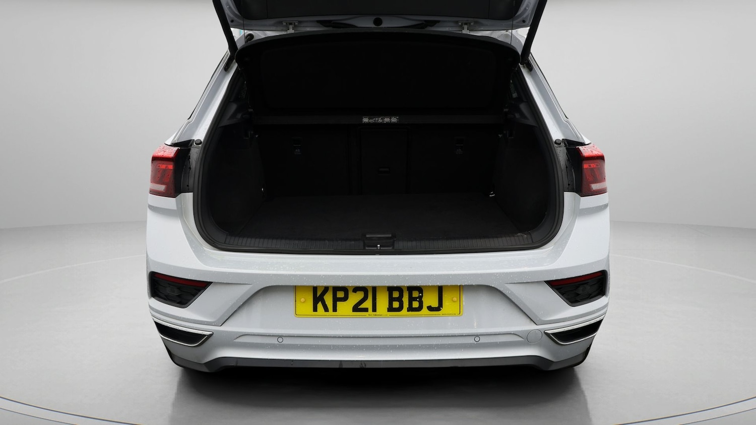 Used Volkswagen T-Roc 2021 for sale - 77595125: Photo 17