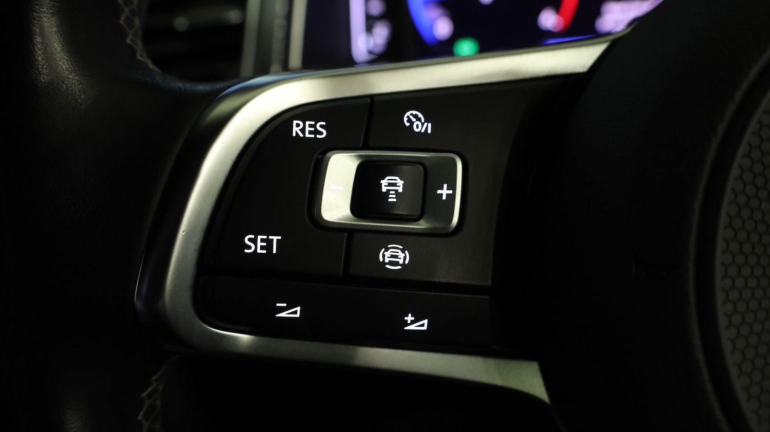 Used Volkswagen T-Roc 2021 for sale - 77595125: Photo 20