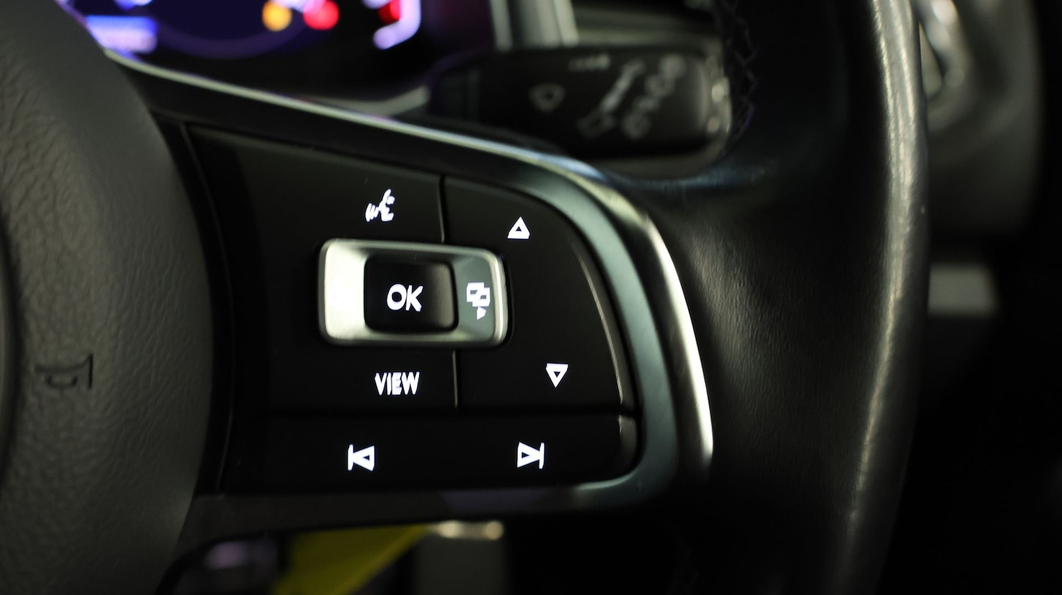 Used Volkswagen T-Roc 2021 for sale - 77595125: Photo 23