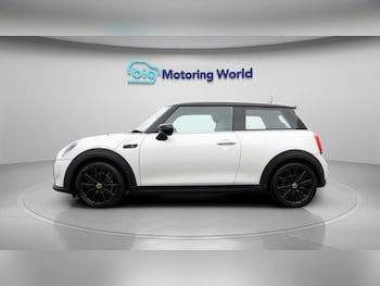 Used MINI Electric Hatch 2023 for sale - 79372249: Photo
