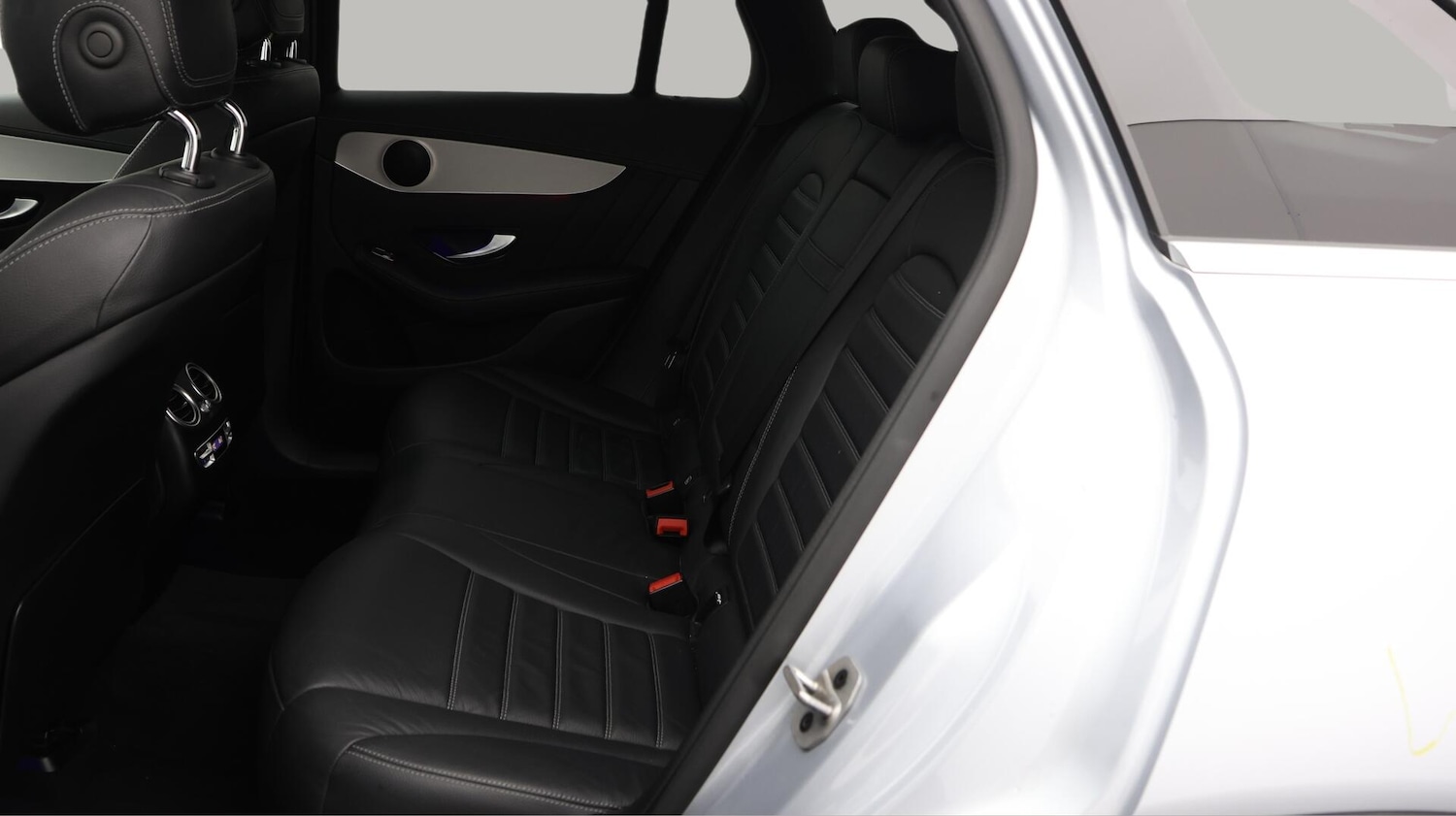 Used Mercedes-Benz GLC 2022 for sale - 76295358: Photo 17