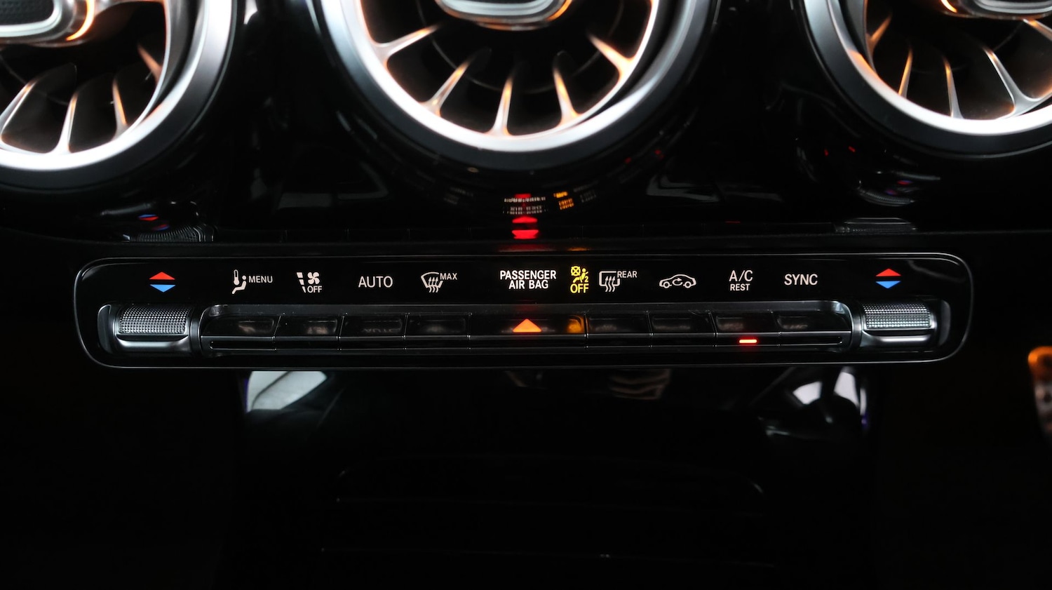 Used Mercedes-Benz A-Class 2020 for sale - 77460461: Photo 11