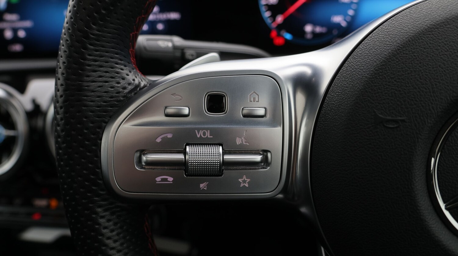 Used Mercedes-Benz A-Class for sale - 77690577: Photo 26