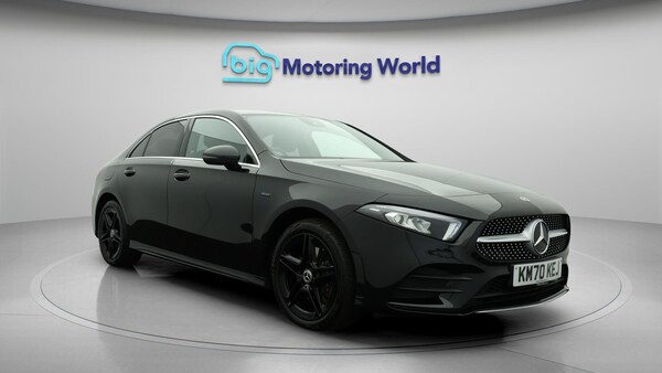 Used Mercedes-Benz A-Class 2020 for sale - 76306314: Photo 2