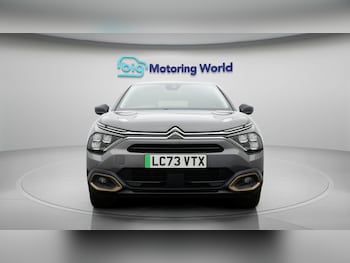 Used Citroen e-C4 2023 for sale - 79337904: Photo