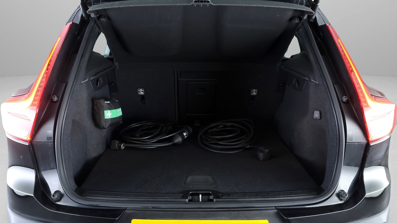 Used Volvo XC40 2022 for sale - 77776105: Photo 17