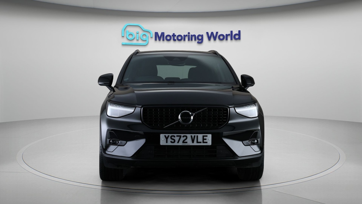 Used Volvo XC40 2022 for sale - 77776105: Photo 2