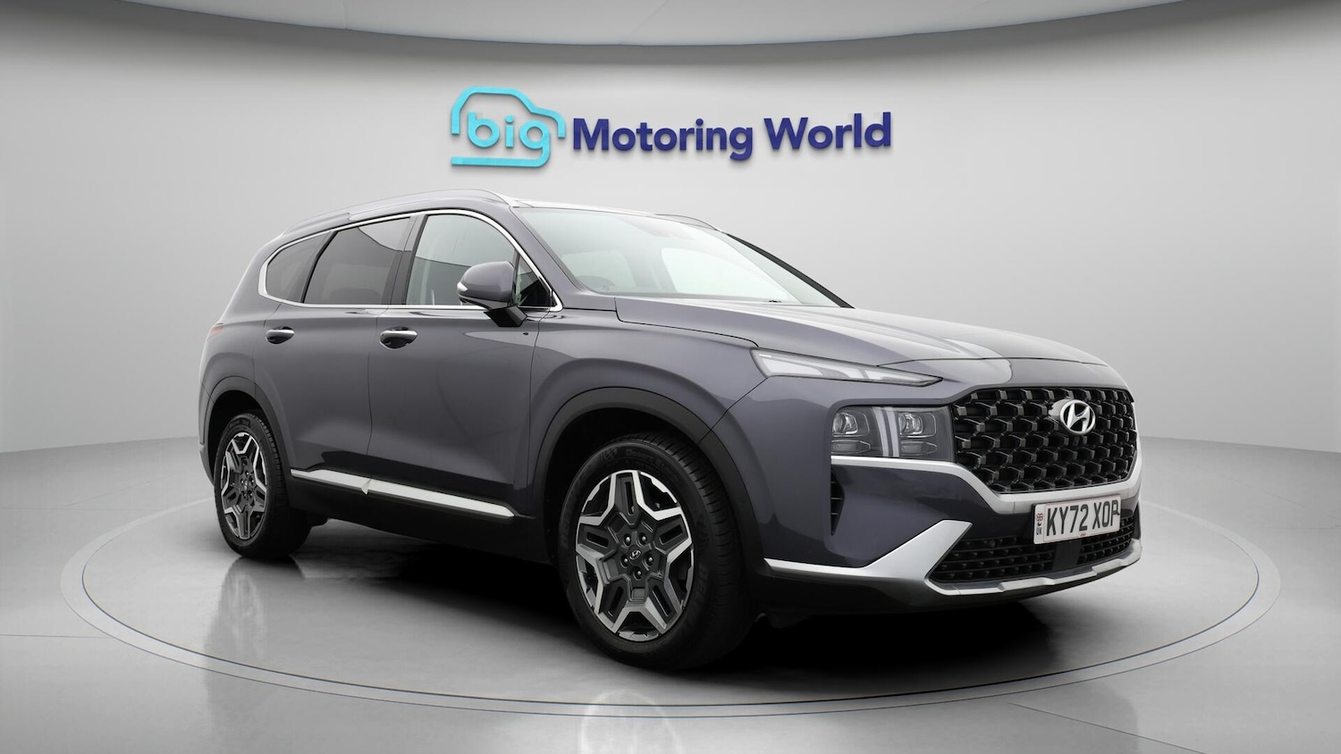 Used Hyundai Santa Fe for sale - 76727310: Photo 2