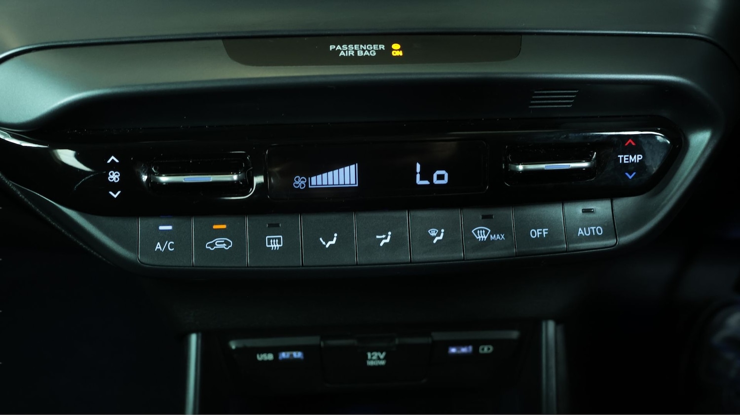 Used Hyundai BAYON 2023 for sale - 77992064: Photo 12