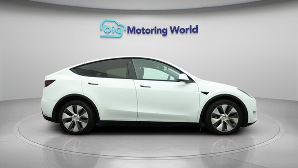 Used Tesla Model Y 2022 for sale - 76270727: Photo 9