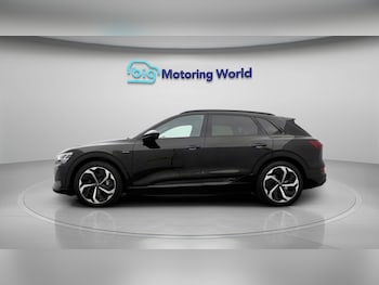 Used Audi e-tron 2021 for sale - 79234186: Photo