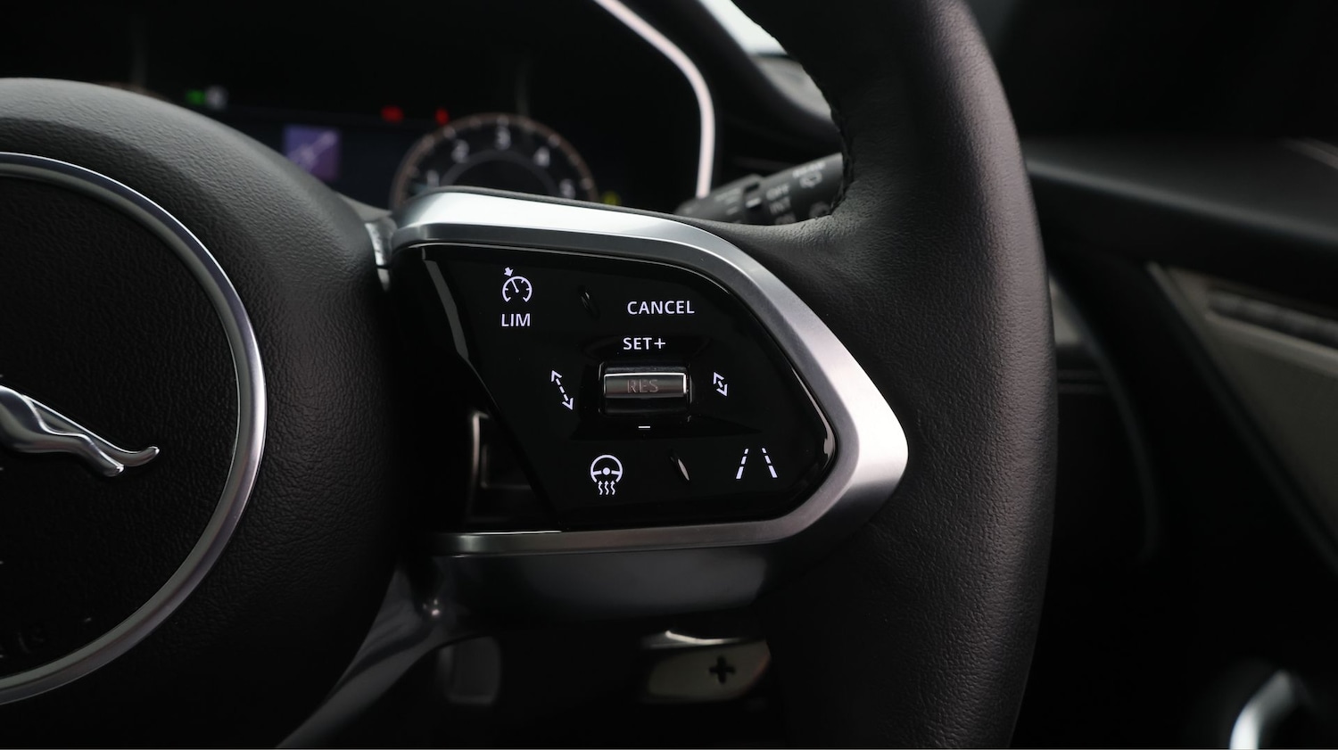 Used Jaguar F-Pace for sale - 77357027: Photo 25