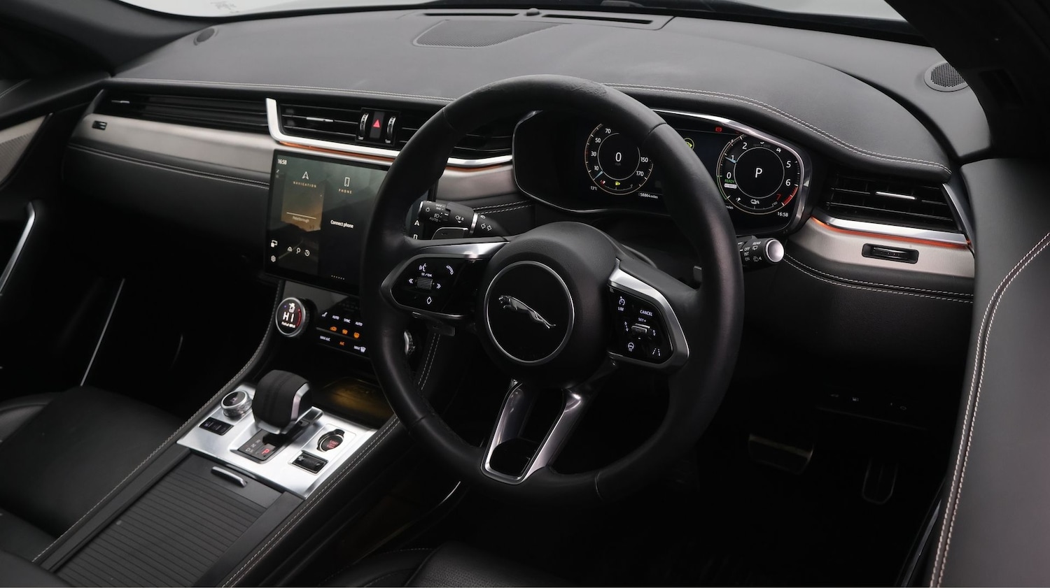 Used Jaguar F-Pace for sale - 77357027: Photo 9