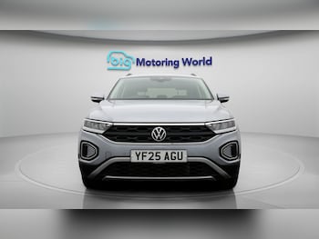 Used Volkswagen T-Roc 2025 for sale - 79059878: Photo