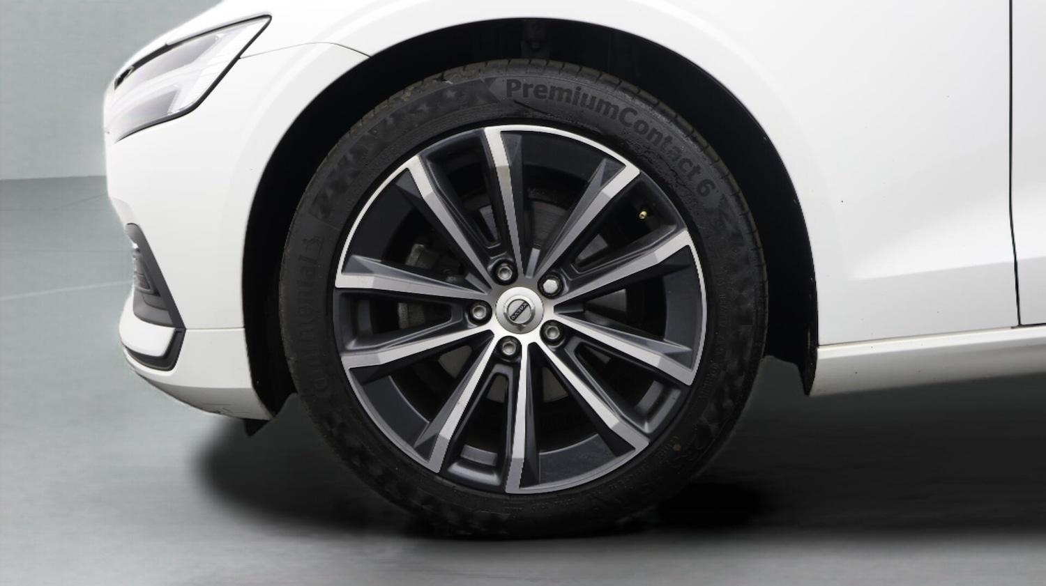 Used Volvo V60 2021 for sale - 76633790: Photo 19