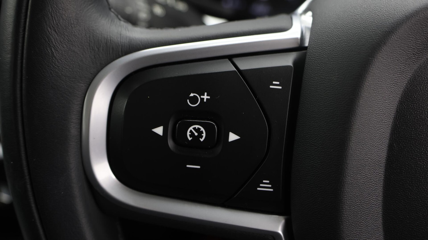 Used Volvo V60 2021 for sale - 76633790: Photo 23