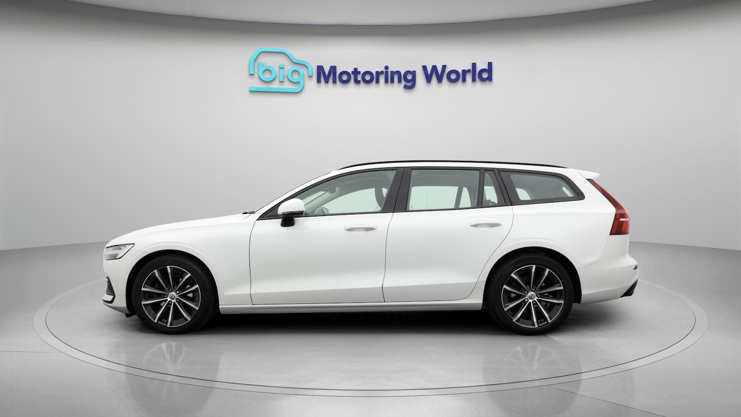 Used Volvo V60 2021 for sale - 76633790: Photo 5