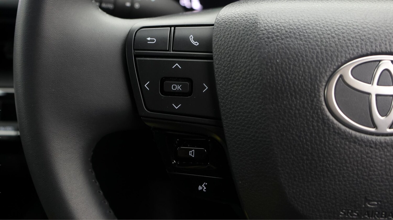 Used Toyota C-HR 2024 for sale - 77247725: Photo 21