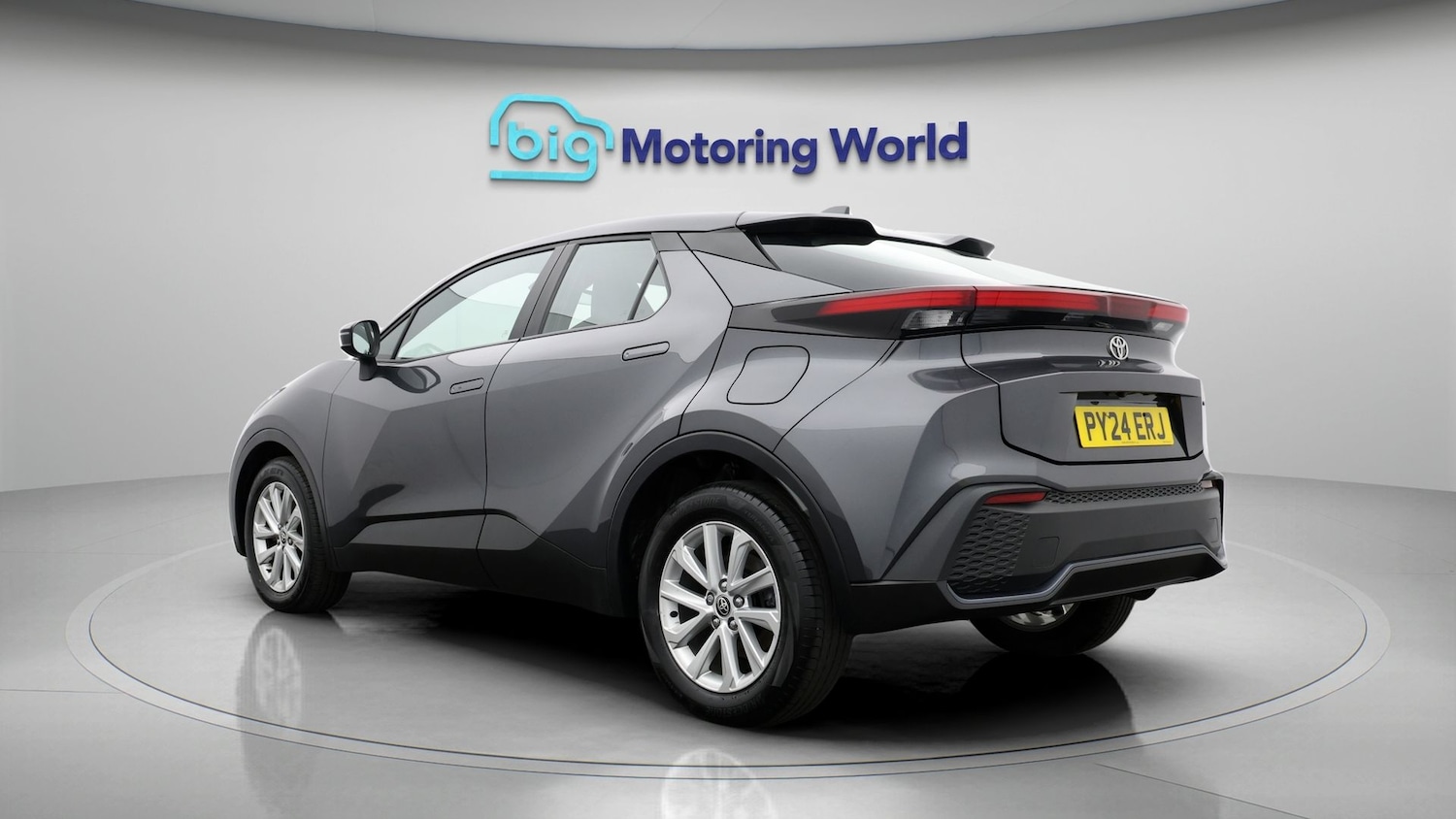 Used Toyota C-HR 2024 for sale - 77247725: Photo 5