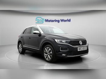 Used Volkswagen T-Roc 2018 for sale - 78374000: Photo