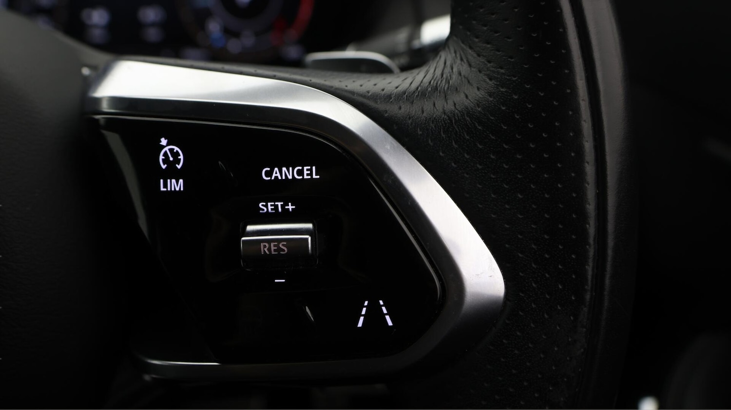 Used Jaguar E-Pace 2021 for sale - 76743605: Photo 25