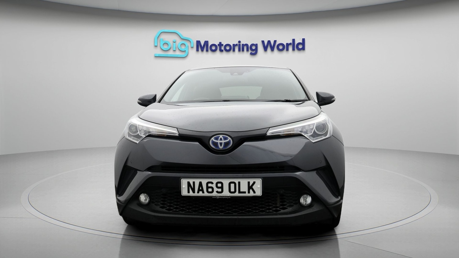 Used Toyota C-HR 2019 for sale - 77453698: Photo 2