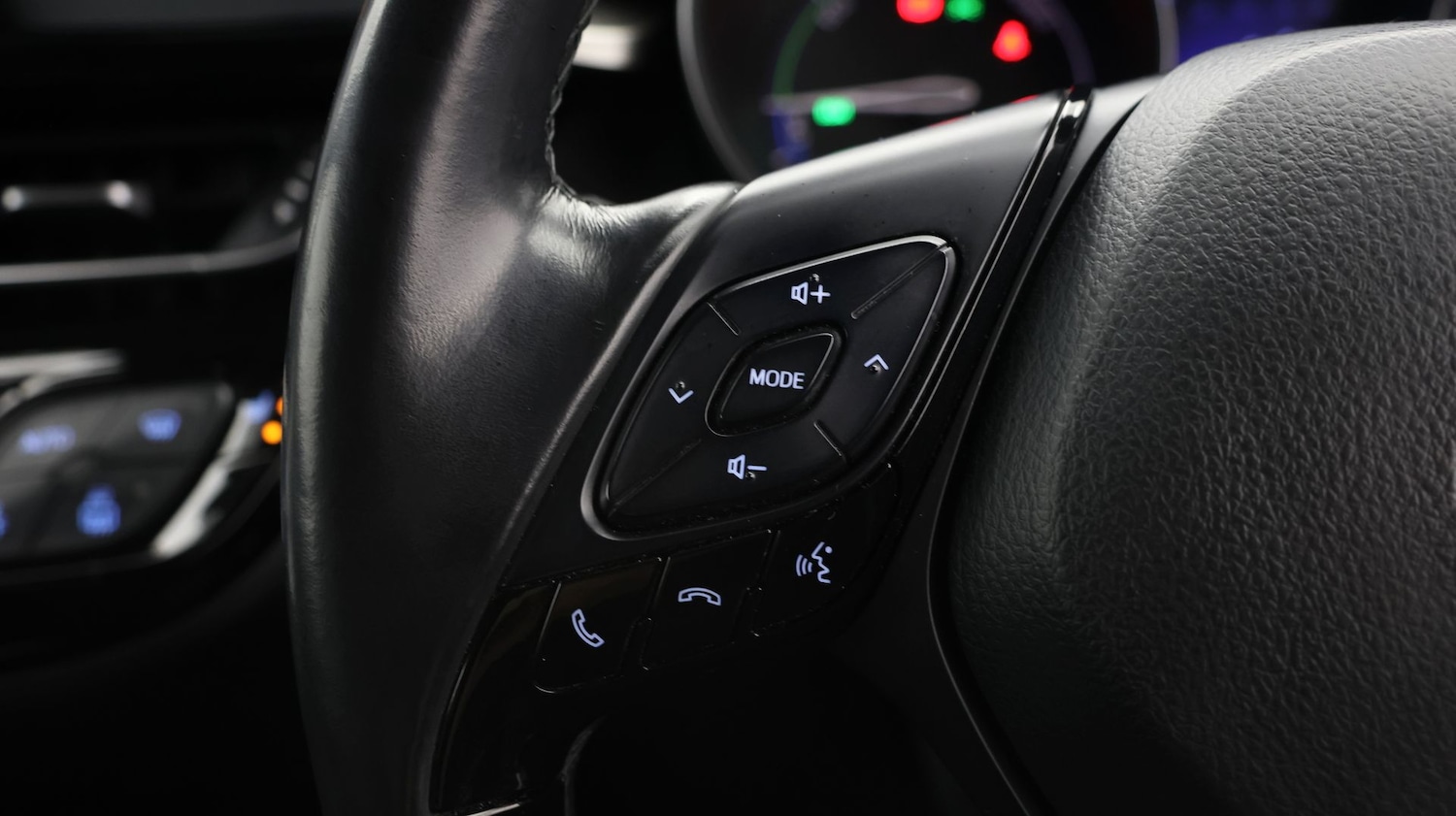 Used Toyota C-HR 2019 for sale - 77453698: Photo 22