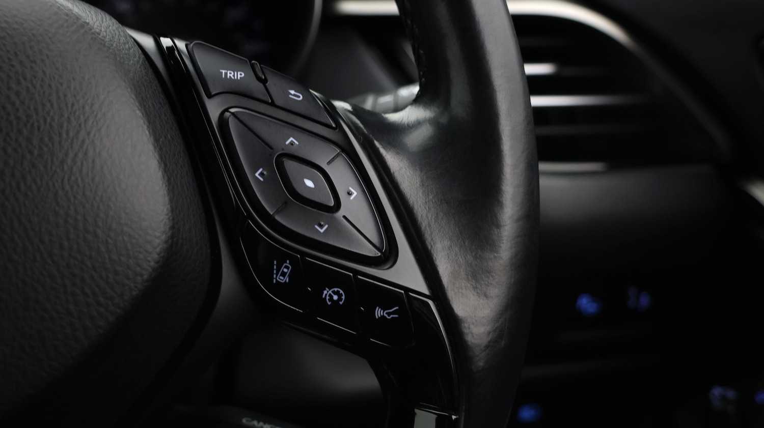 Used Toyota C-HR 2019 for sale - 77453698: Photo 24