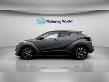 Used Toyota C-HR 2019 for sale - 77453698: Photo