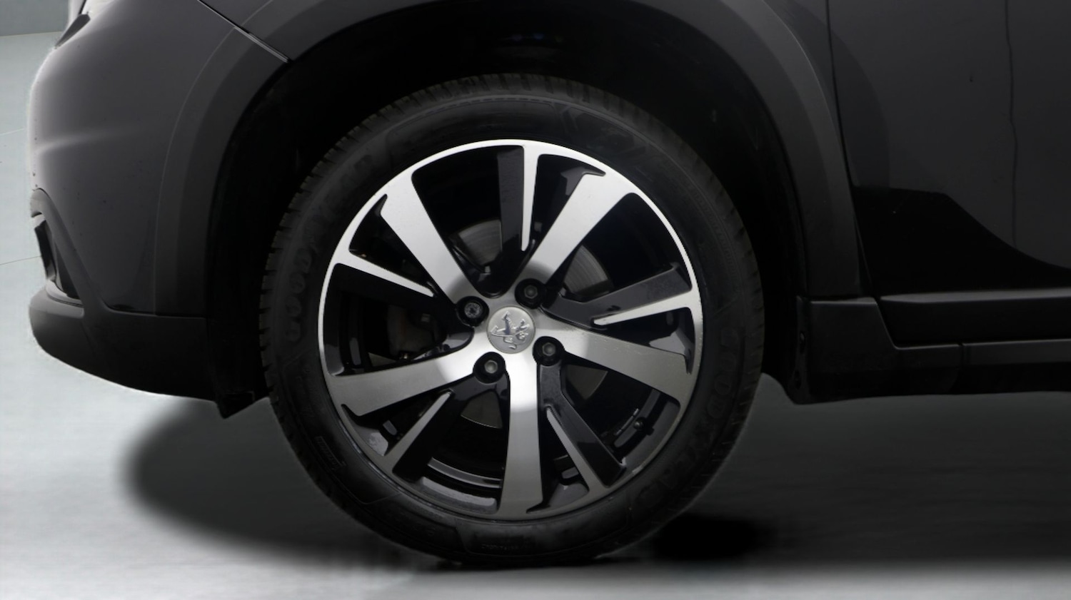 Used Peugeot 2008 2019 for sale - 77581884: Photo 18