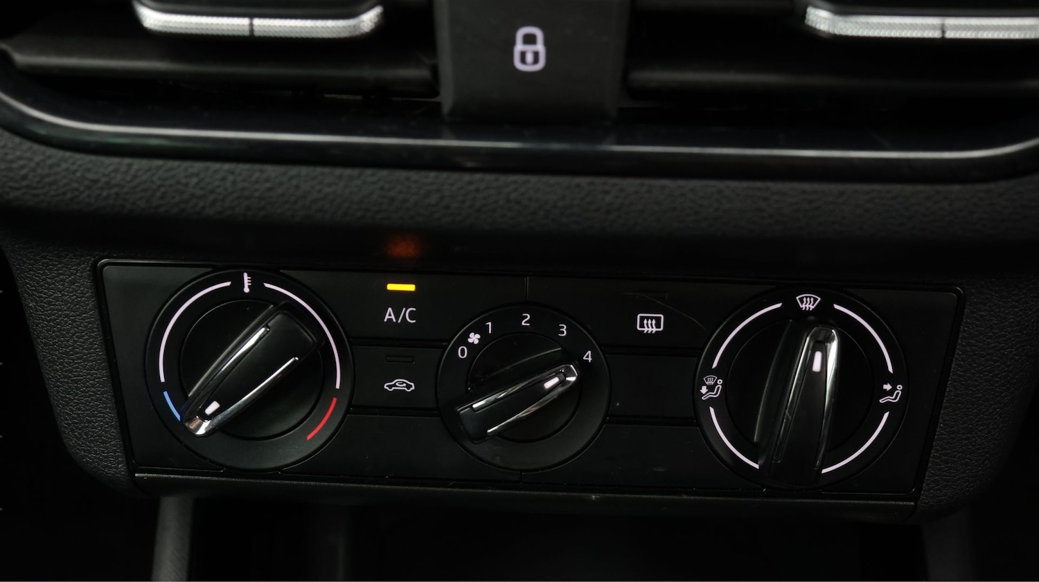 Used Skoda Kamiq 2024 for sale - 78070161: Photo 12