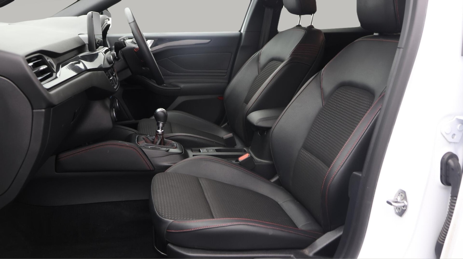 Used Ford Focus 2022 for sale - 76432690: Photo 15